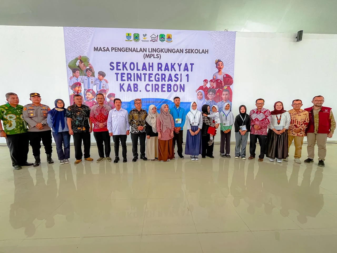 MASA PENGENALAN LINGKUNGAN SEKOLAH ( MPLS ) SEKOLAH RAKYAT TERINTEGRASI 1 KAB CIREBON