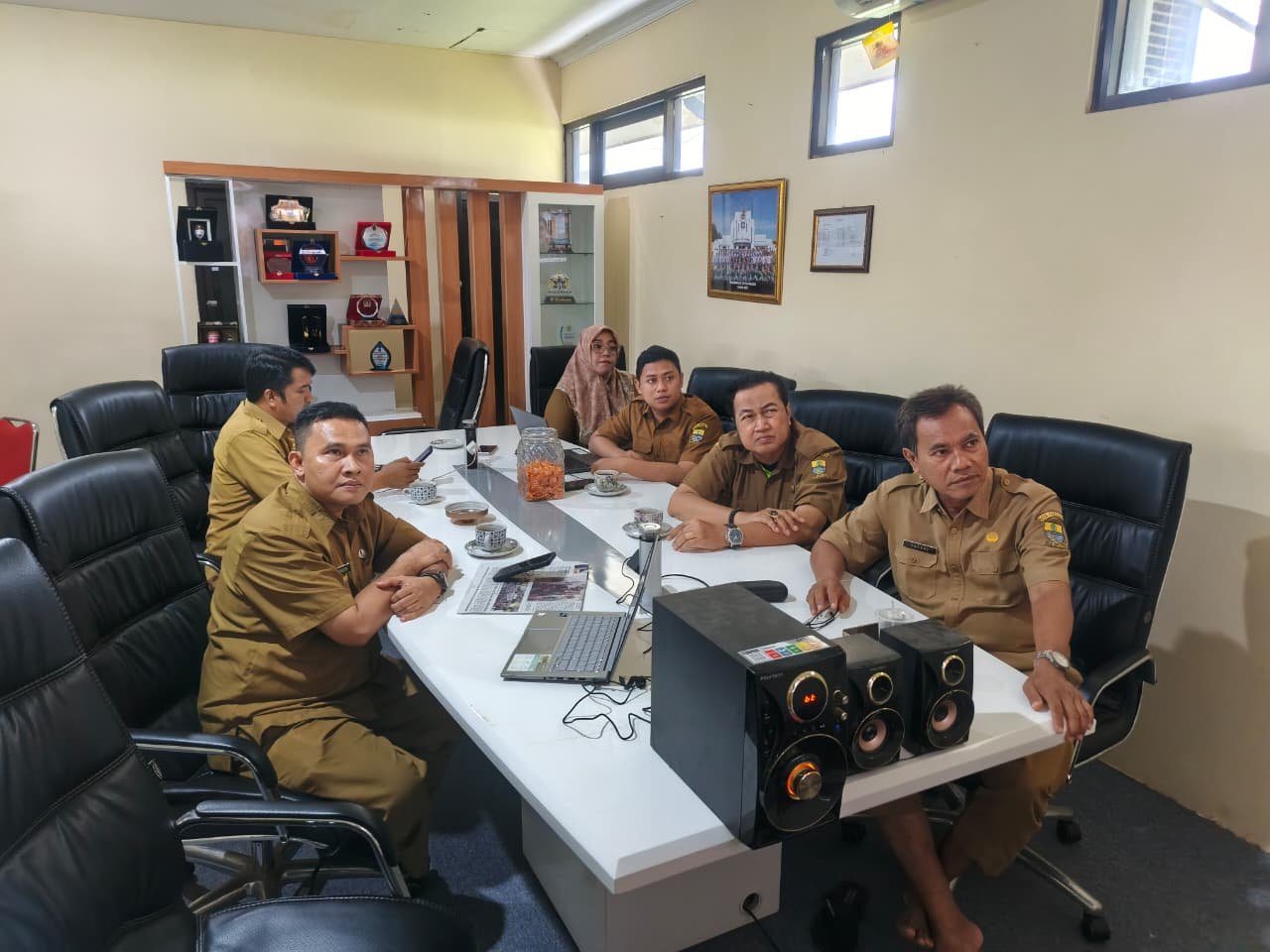 Plt. Kepala Dinas Pemuda dan Olahraga Kota Cirebon dan Tim matangkan PORSENITAS XIII Bidang Olahraga
