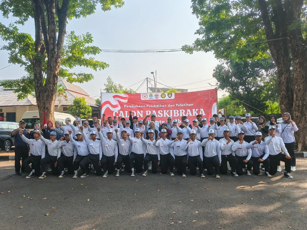 Kepala Bidang Kepemudaan Dinas Pemuda dan Olahraga Kota Cirebon menghadiri Apel Pembukaan Diklat Calon Paskribaka Tingkat Kota Cirebon Tahun 2026