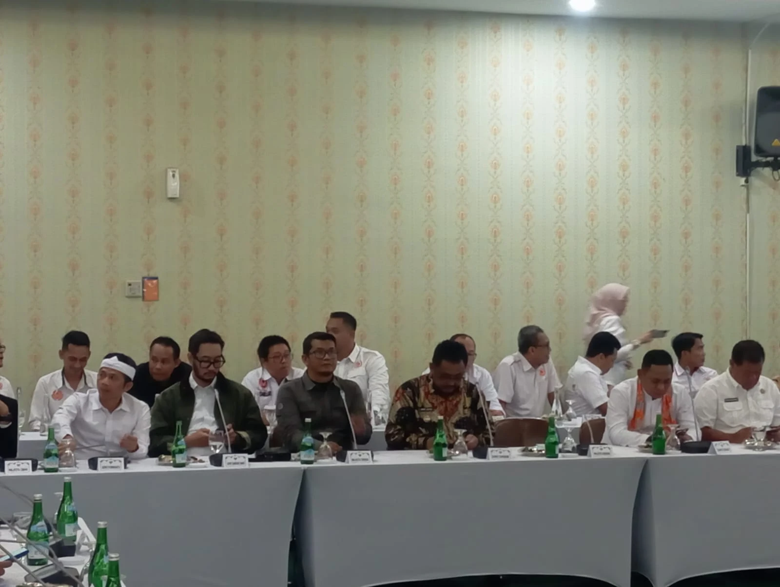 Kepala DISPORA Kota Cirebon menghadiri Rapat Persiapan Pekan Olahraga Provinsi (PORPROV) XV Jawa Barat 2026