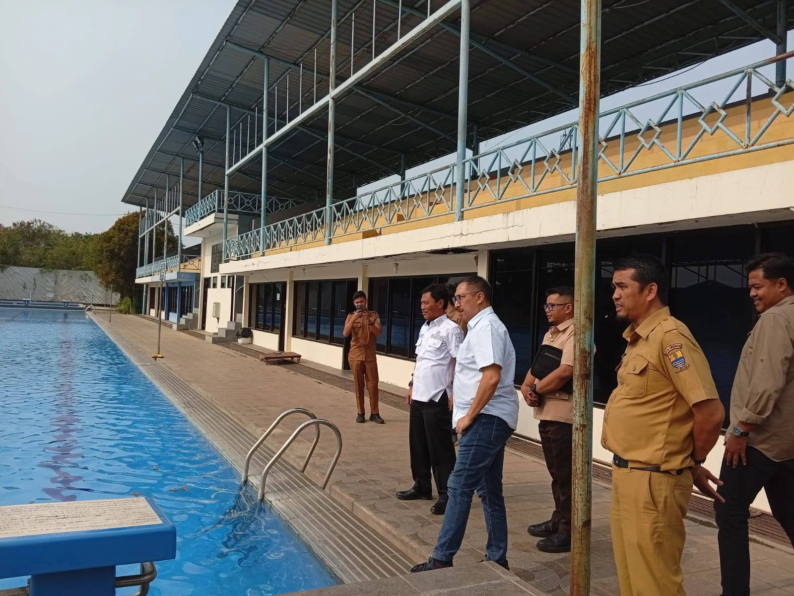 Walikota Cirebon meninjau Kolam Renang Catherine Surya dalam Rangka Persiapan Kejurnas Selam Antarklub Tahun 2026