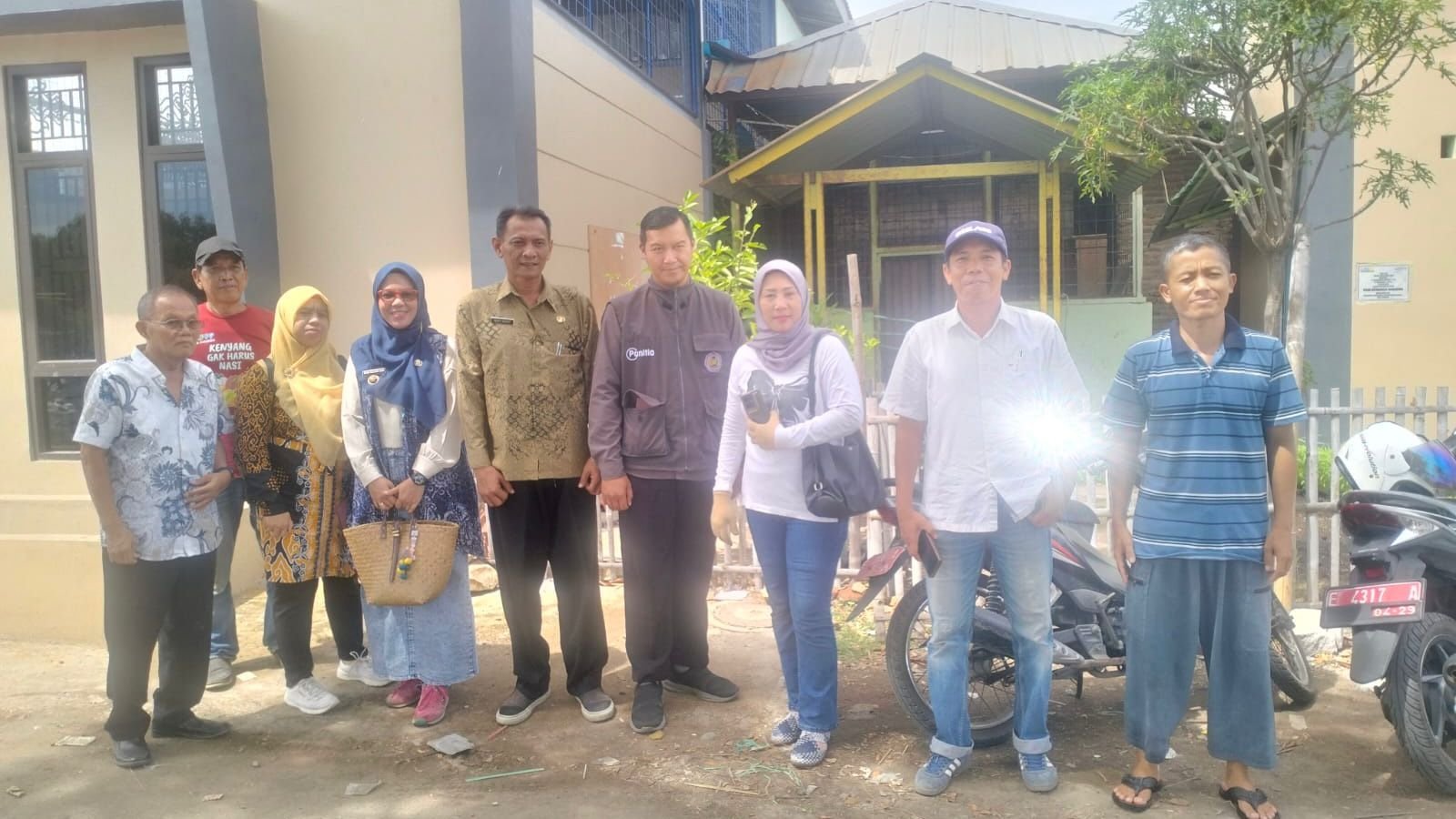 TIM POSYANTEK KECAMATAN KEJAKSAN LAKUKAN MONITORING DAN EVALUASI DI TPS3R KELURAHAN KEBONBARU